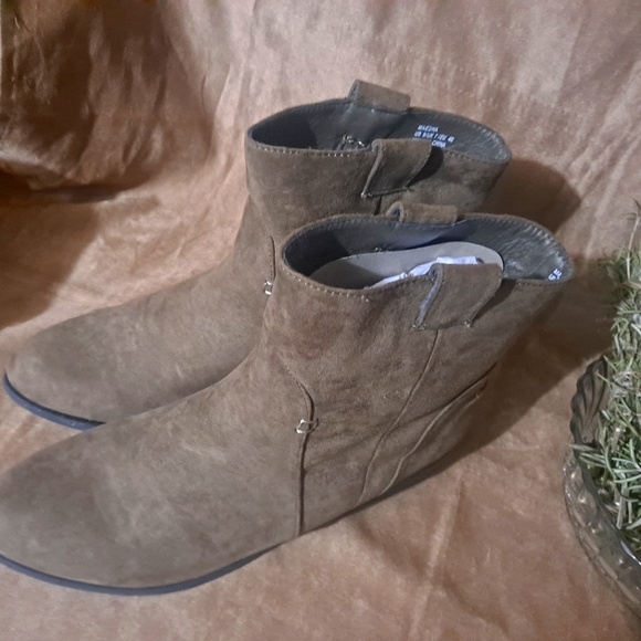 Ankle Boots Just Fab NWT - Picture 3 of 3